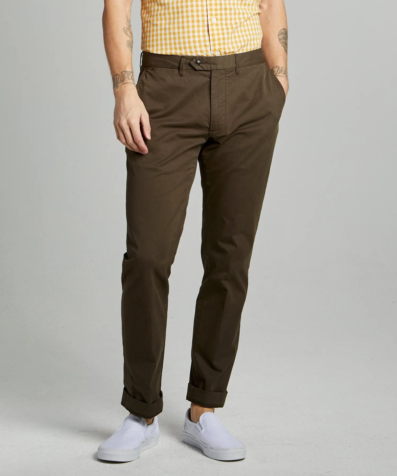 Straight Fit Tab Front Stretch Chino in Olive