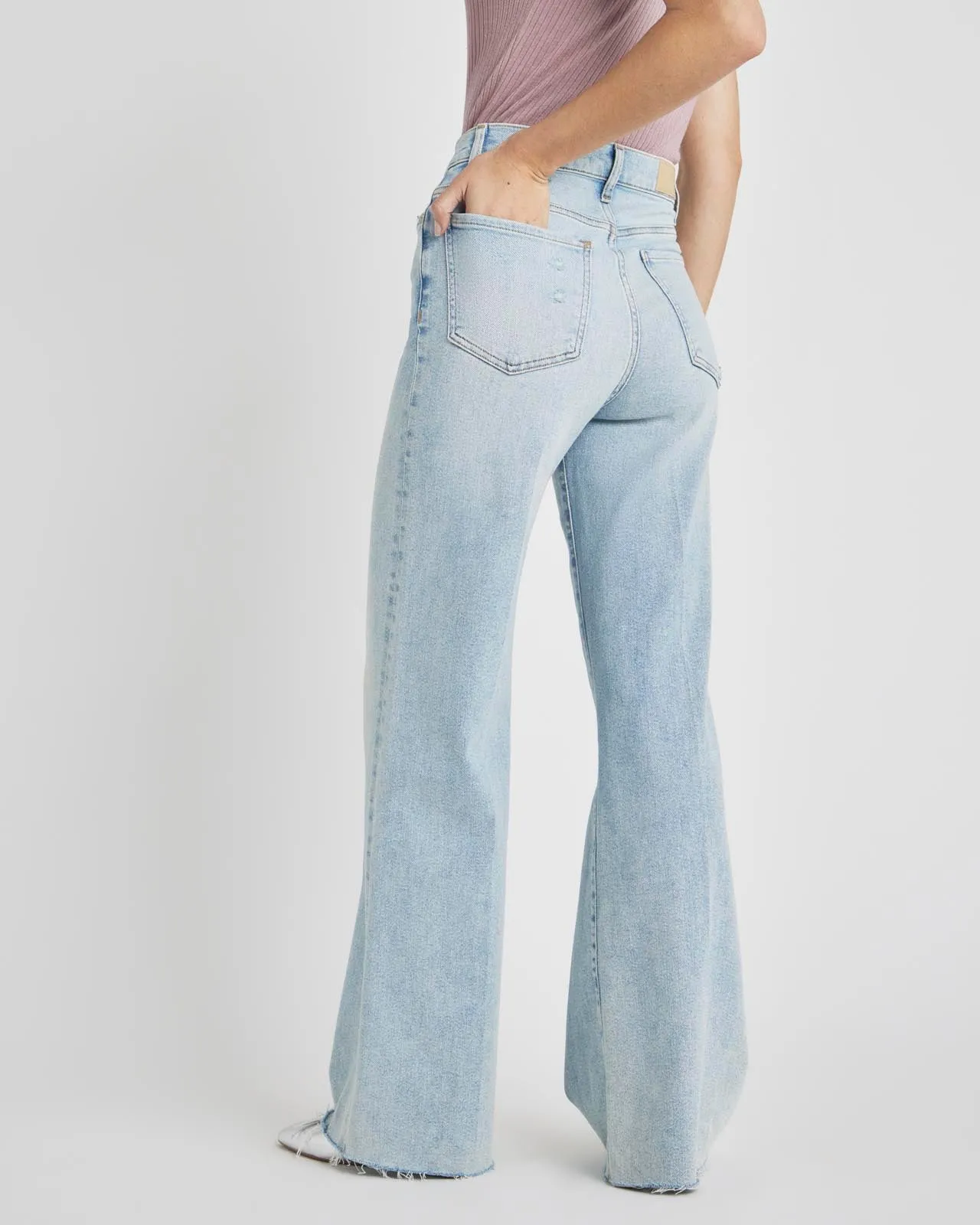 Ultra High Rise Wide Leg Jean