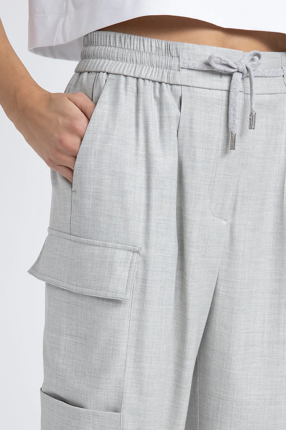 Wool viscose baggy trousers with cargo pockets